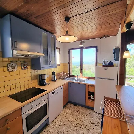 Spacieux 18 Pers. Avec Jardin, 7 Chambres, Cheminees, Animaux Admis - - Fr-1-393-82 * Saint-Michel-de-Chaillol